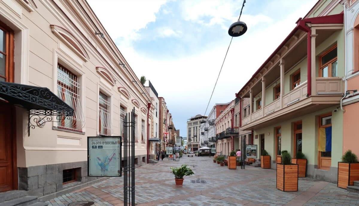 Stylish 2Br Apt In The Heart Of Old Tbilisi Ngoại thất bức ảnh