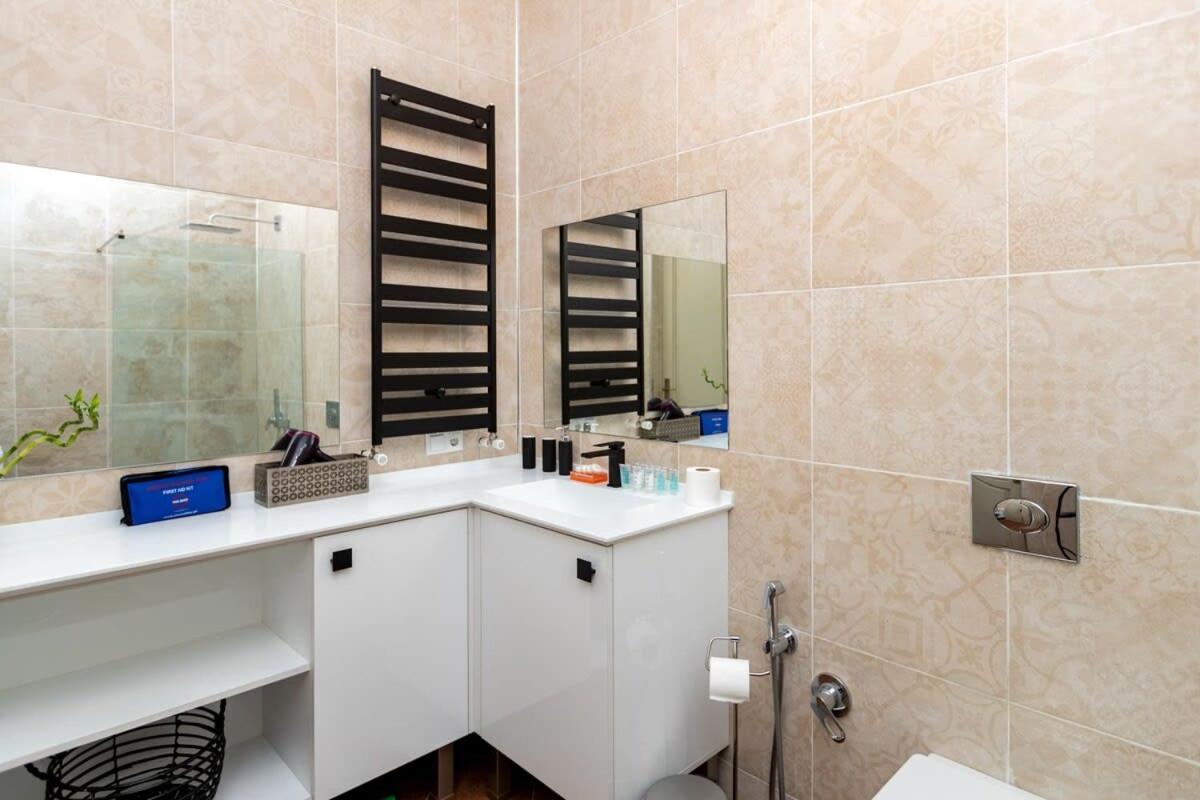 Stylish 2Br Apt In The Heart Of Old Tbilisi Ngoại thất bức ảnh