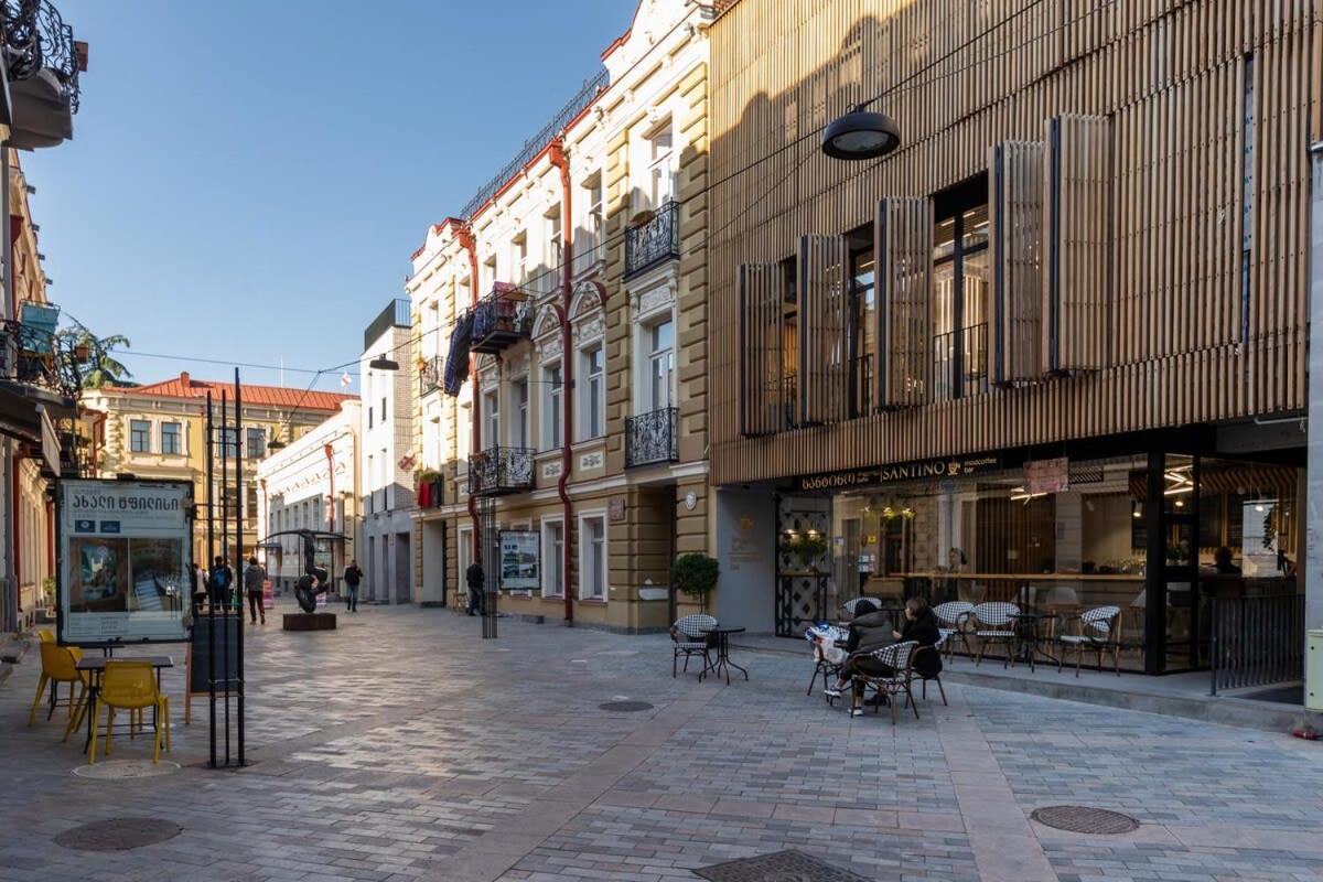Stylish 2Br Apt In The Heart Of Old Tbilisi Ngoại thất bức ảnh