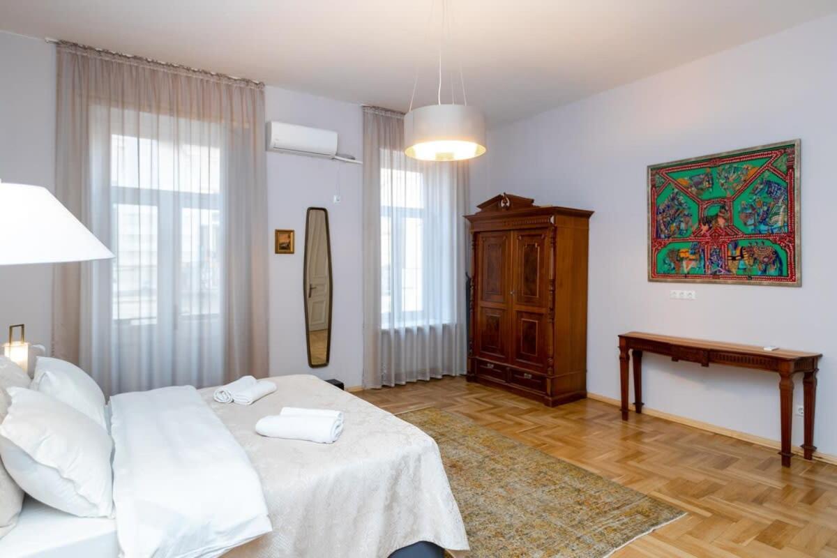 Stylish 2Br Apt In The Heart Of Old Tbilisi Ngoại thất bức ảnh