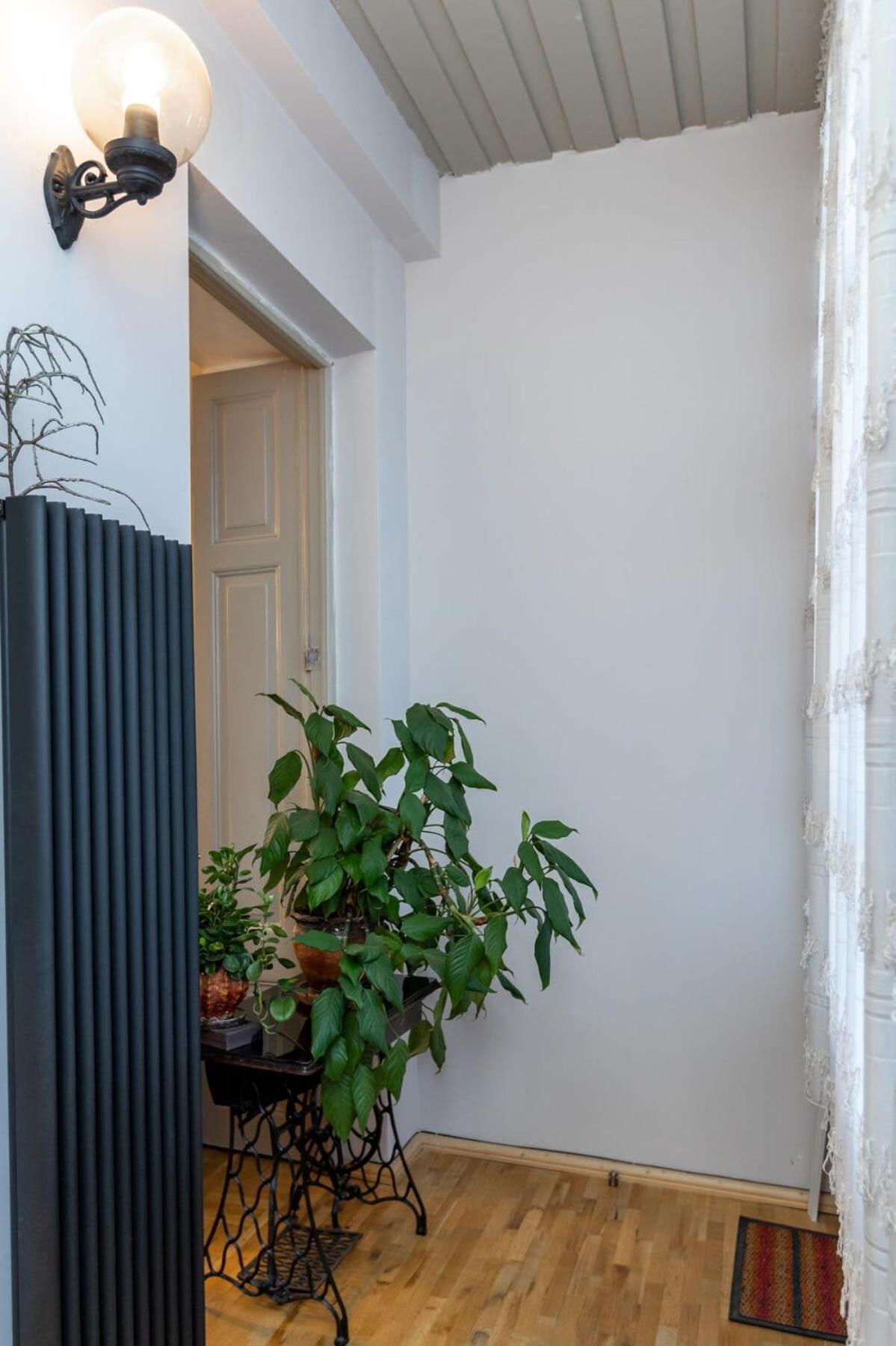 Stylish 2Br Apt In The Heart Of Old Tbilisi Ngoại thất bức ảnh